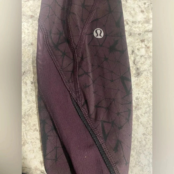 Lululemon Inspire 7/8 Tight II Luxtreme/Mesh Star Crushed Black Cherry size 4 - Picture 7 of 9